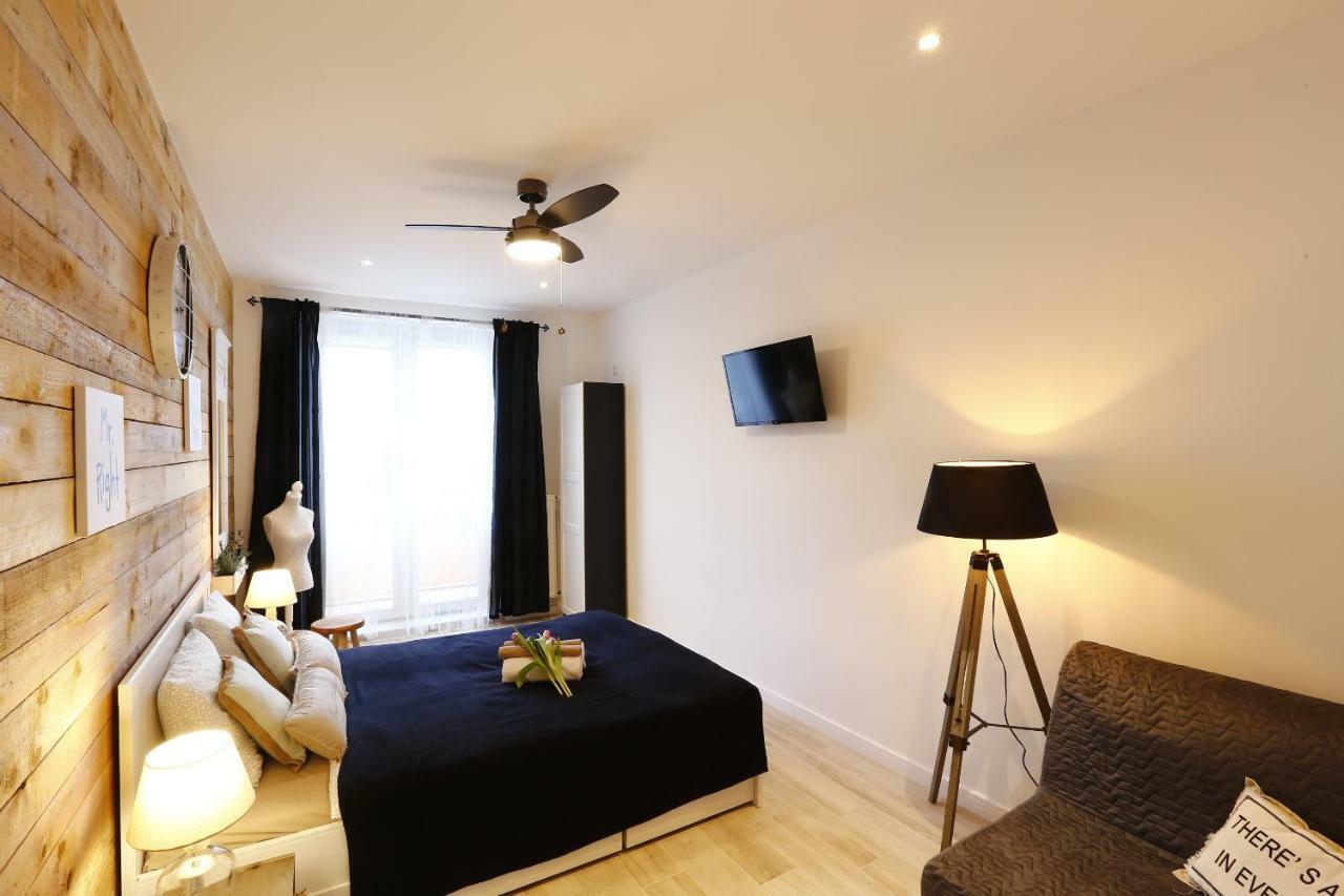 Apartamenty Sienkiewicza - Bezplatny Parking, Centrum, Park, Fv Kielce Exteriér fotografie